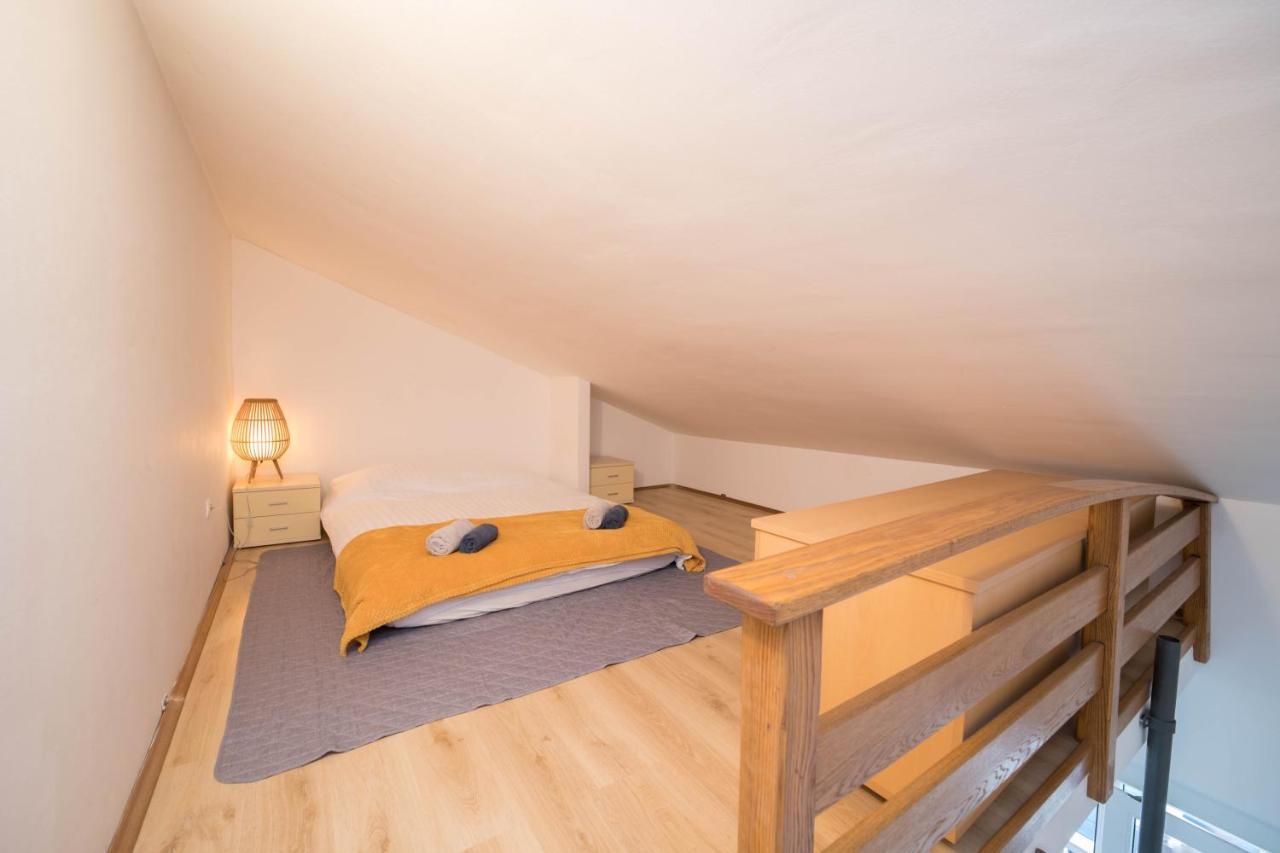 Apartman Cozy Close To The Beach And City Centre Umag