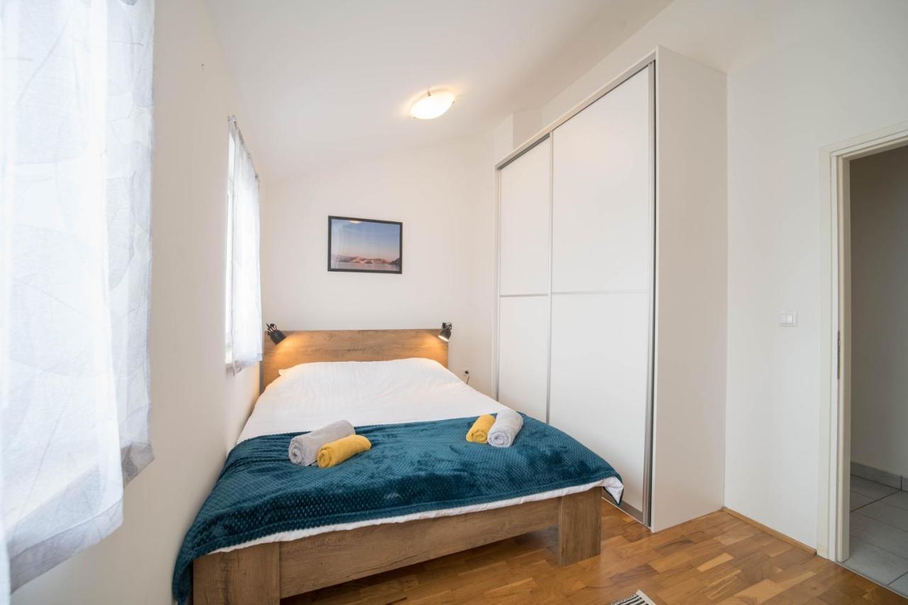 Cozy Close To The Beach And City Centre Umag